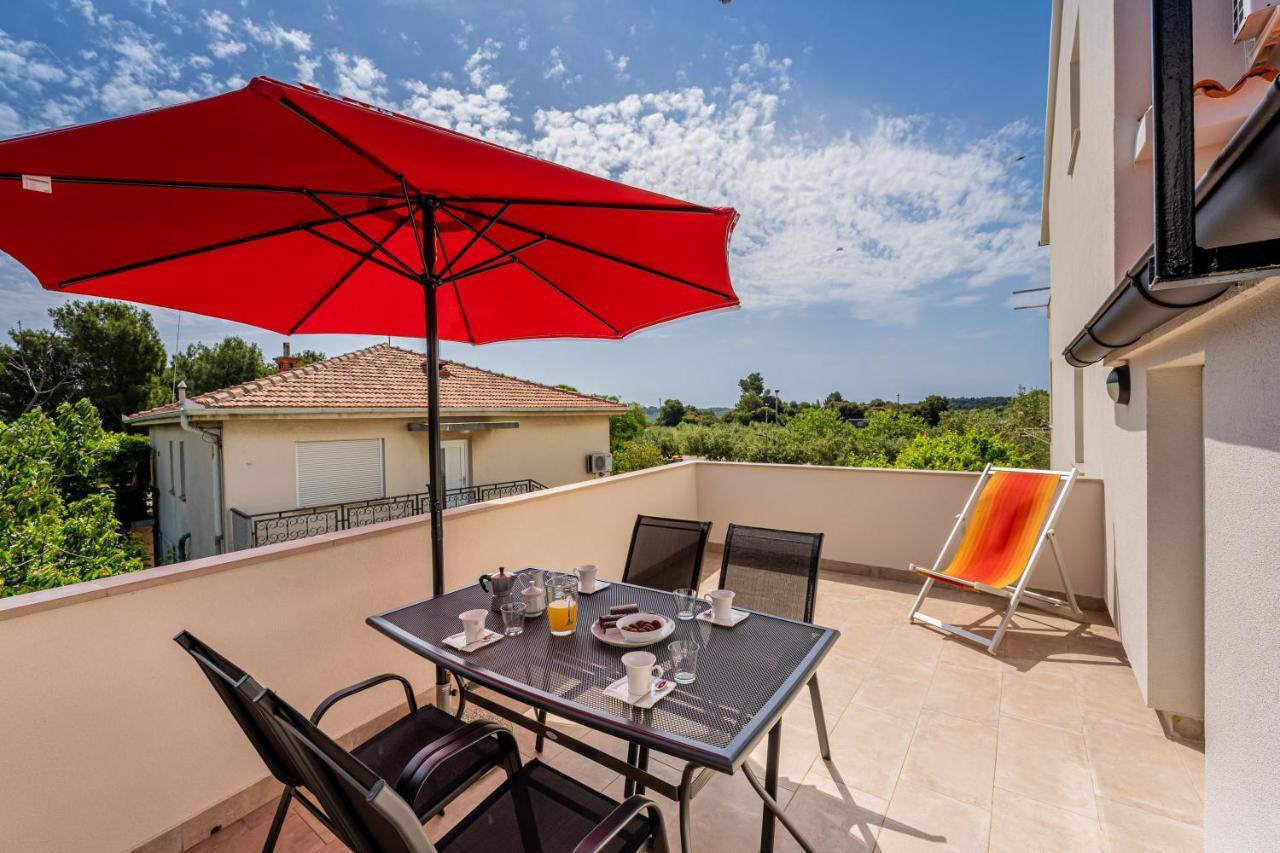 Apartmani Mirela Banjole Bagian luar foto