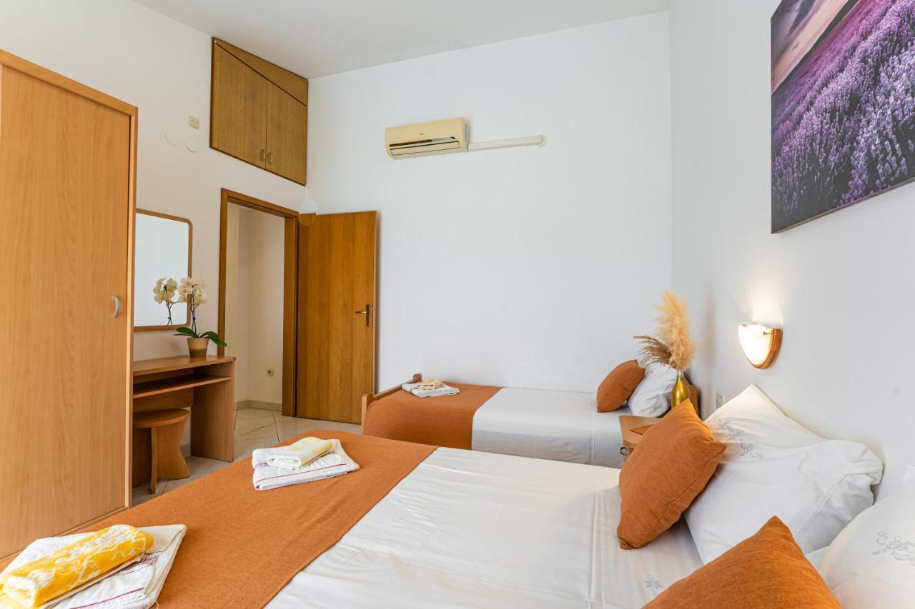 Apartmani Mirela Banjole Bagian luar foto