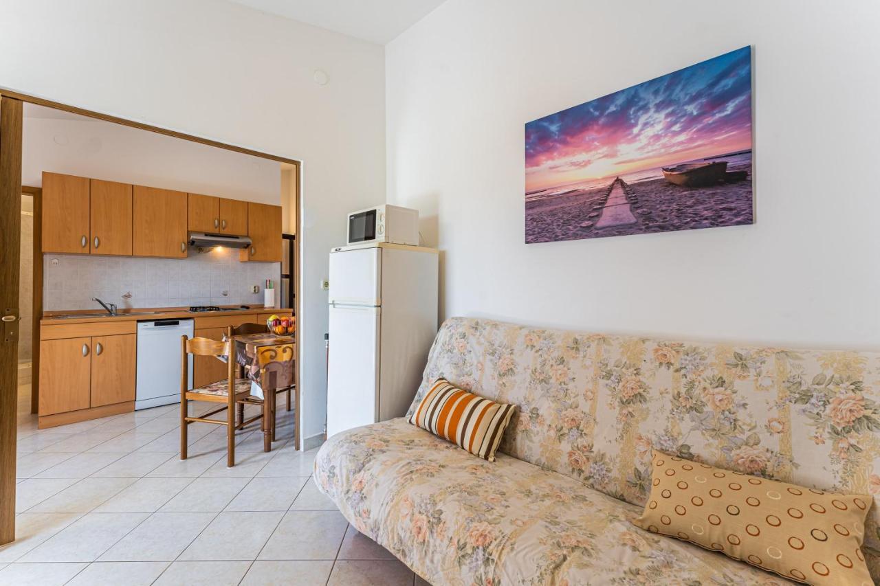 Apartmani Mirela Banjole Bagian luar foto