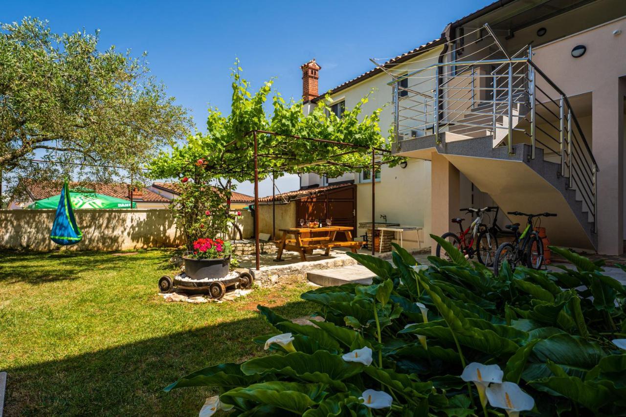 Apartmani Mirela Banjole Bagian luar foto